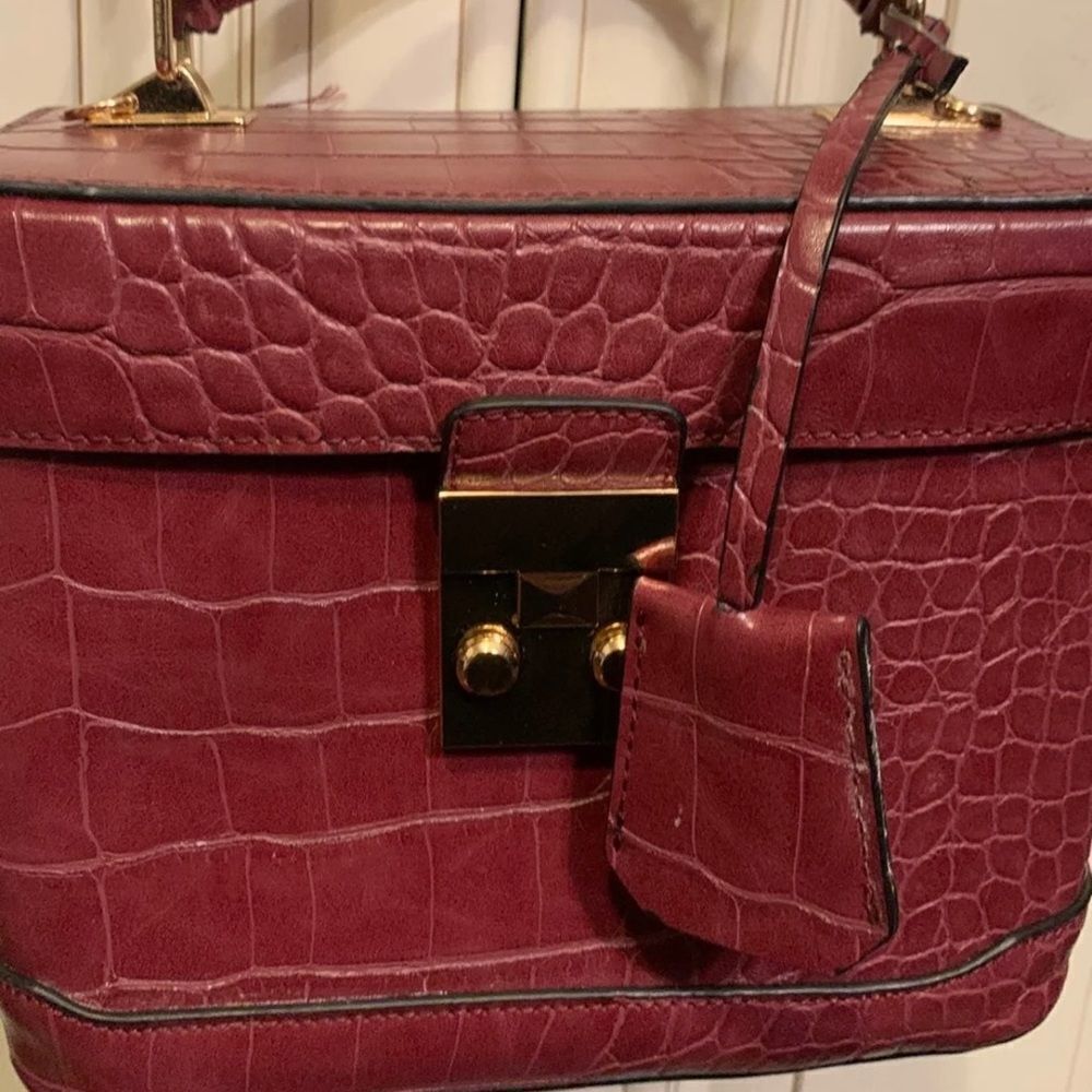 Forever 21 Faux Patent Leather Crossbody Box Burgundy &  Gold Bag